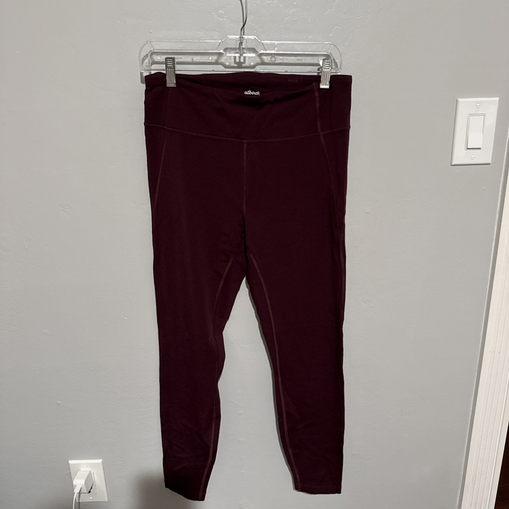 Allbirds Women's High Rise Leggings Size L Burgundy